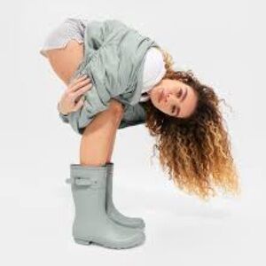 Hunter Women's Thyme Green Winter & Rain Boots